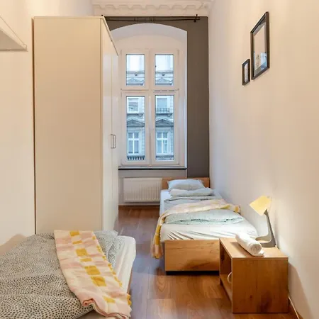 Spoko Na Trzebnickiej - Blisko Centrum - By Spaceapart Hostel *